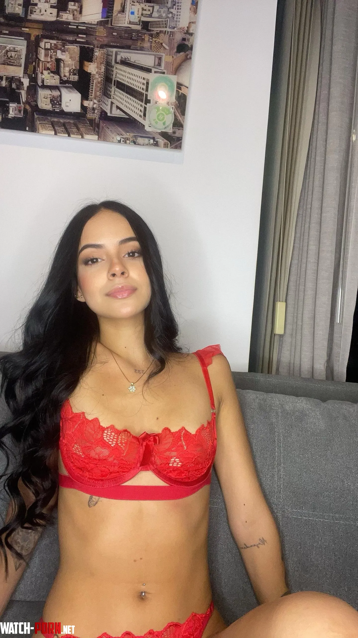 Latinas like me can give you the best sex experience even though I am a  petite woman by le_zew