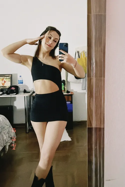 Thumbnail Night Out Outfit Dilemma: Is This Dress a Go? 18F Opinion | tightdresses Category