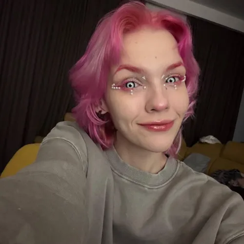 Thumbnail Dazzling Appeal: Enchanting Neon Hair Questions Answered with OrliDarmily