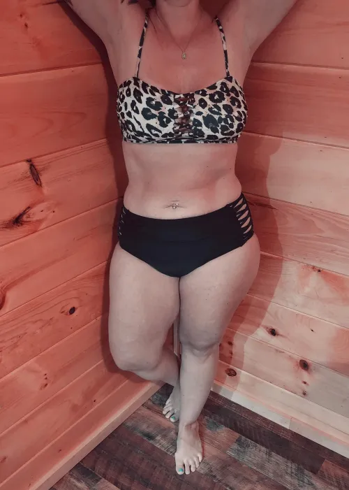 Thumbnail Feeling Amazing at 40: Explore the Secrets of AmazingCurves by Technical_Champion53