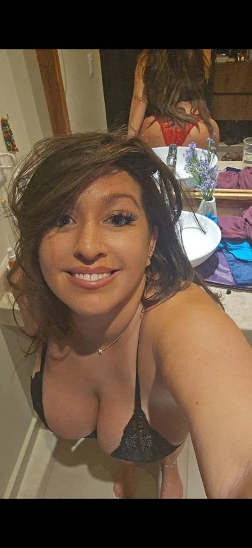 Thumbnail Babylittlelo Commends Guys Who Like Chubby Moms - Milfie Category