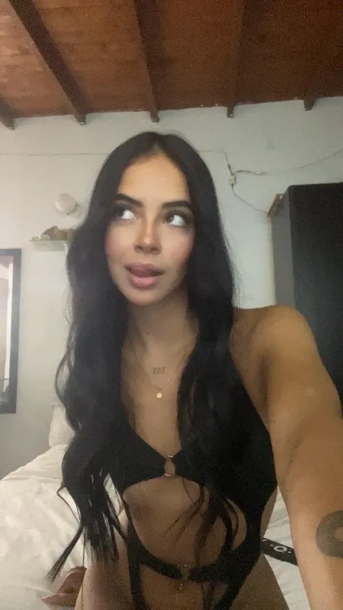 Thumbnail Horny Selfie Confession: le_zew's Naughty Moment