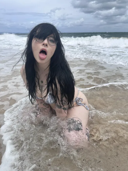 Thumbnail xvampgutz's Beach Fantasy Unveiled - RealAhegao Temptation