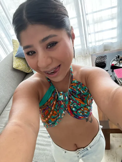 Thumbnail Mexicana: Explore 'holii' by Kiwipeelz