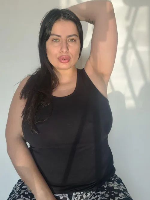 Thumbnail belenb9 Presents Lista para Lamer | armpitfetish Enticement