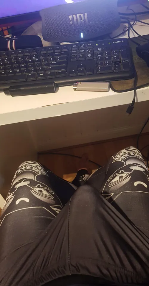 Thumbnail Gym Pants Temptation: 23 and Bi | mingebots | Bulges