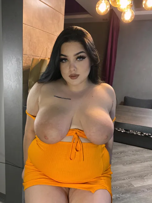 Thumbnail plumbdaddy3's Sultry Invitation: Big Tits Await Your Arrival