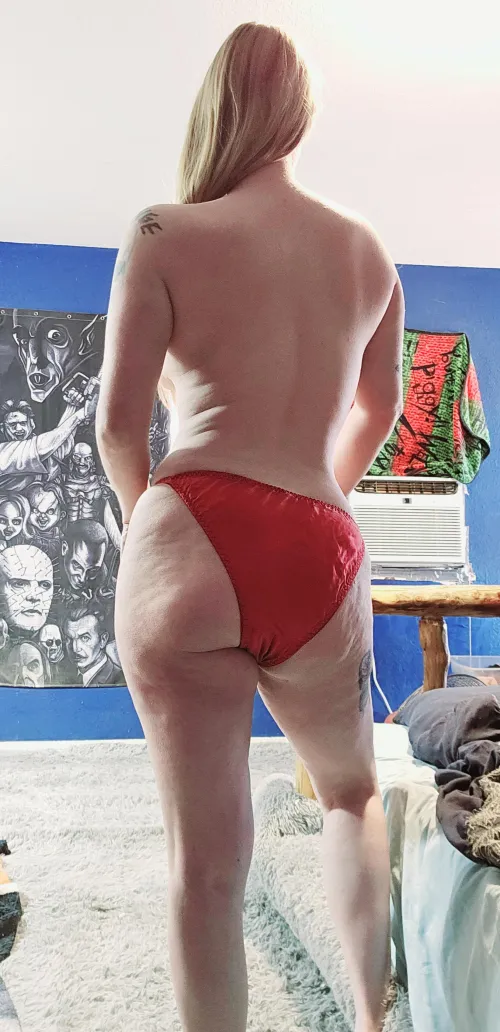 Thumbnail Cellulite Confidence Unveiled - VisualDismal666 | slightcellulite