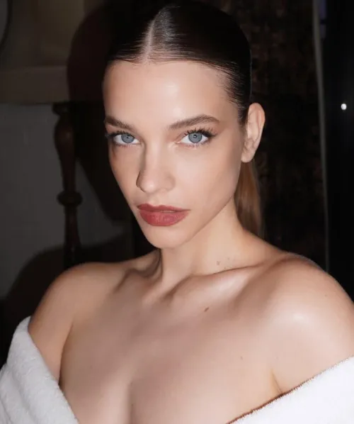 Thumbnail Conscious-Dingo4463 Unveils the Timeless Beauty of Barbara Palvin - Models