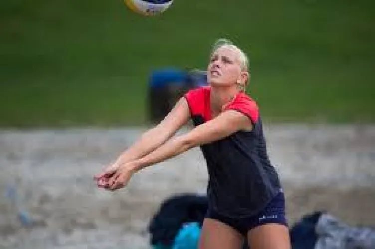 Thumbnail Inside the World of VolleyballGirls with Sunniva HellandHansen