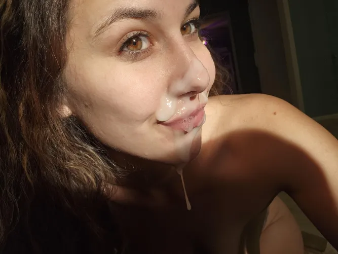 Thumbnail More Than a Sunkissed Face in the World of Cum Fetish by xoxpink