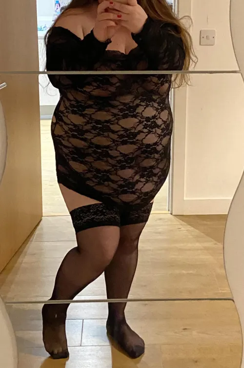 Thumbnail Admiring Curves Formed by Stuffers' Feasts: Annabbw's Revelation