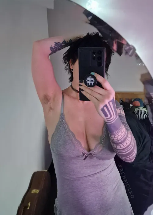 Thumbnail Embracing Hairy Beauty - Dive into mistermissus86's World | hairywomenaresexy