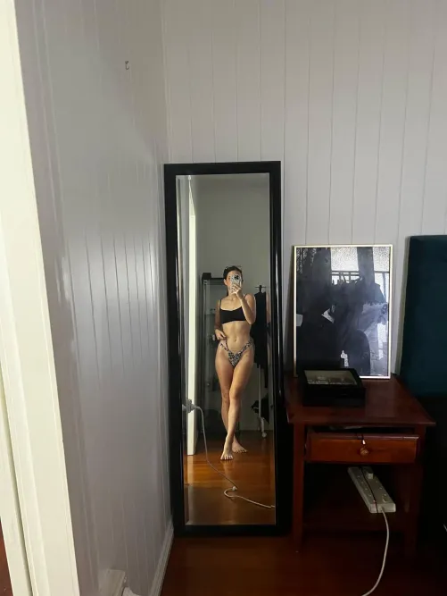 Thumbnail Bikini Bliss in the Mirror: tigeressmonroe's Secret