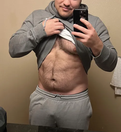 Thumbnail fyhr3322 Comfortably Straight at 30: A Revealing Story