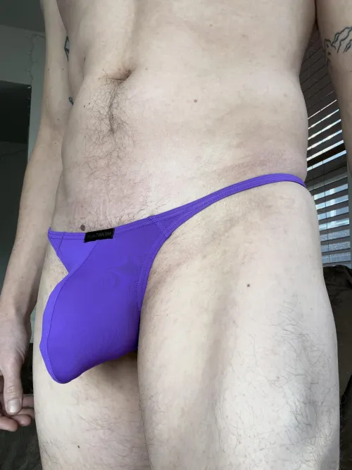Thumbnail Bearz25 Explores Bi Identity Through Love for Purple at 33