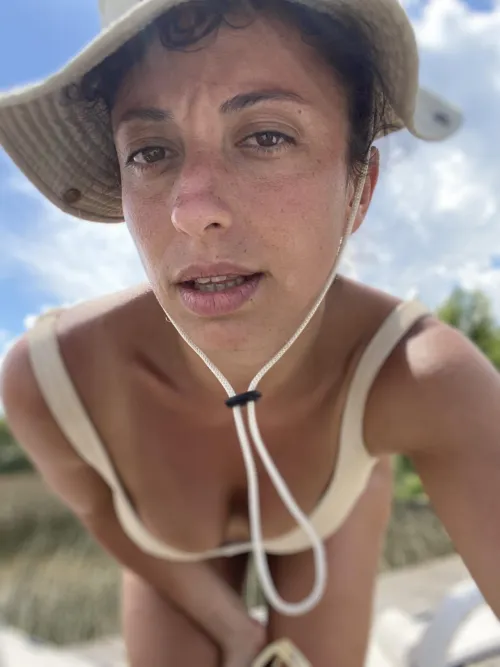 Thumbnail Escape Adventure: Upssyyy with VetaBeneta | downblouse