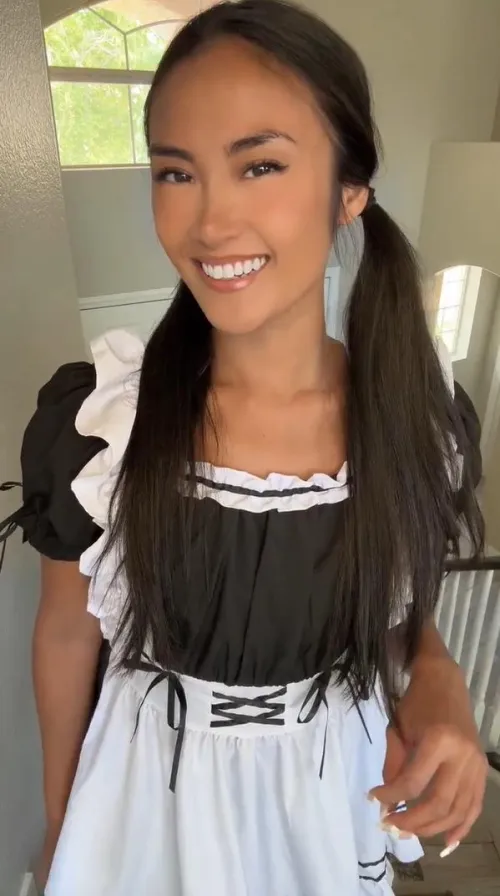 Thumbnail Invite Friends Over for a Maid-Cleaning Show | Frenchmaid