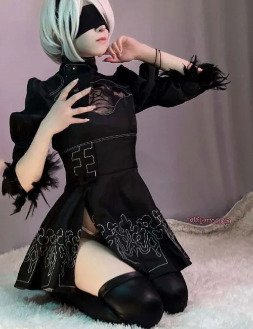 Thumbnail StarSthormy Shines as 2B in Dazzling Cosplay Creation