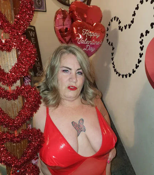 Thumbnail Kiss Me: Discover funwithstephannie's Secrets