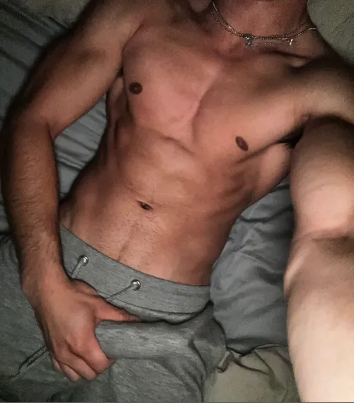 Thumbnail Silver_Fox392's Confession: Enjoying Attention in 45 Straight dad | Bulges