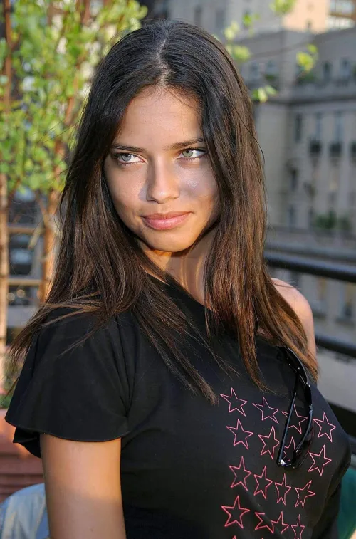 Thumbnail Celebrating Beauty: A Glimpse of Adriana Lima by rom003