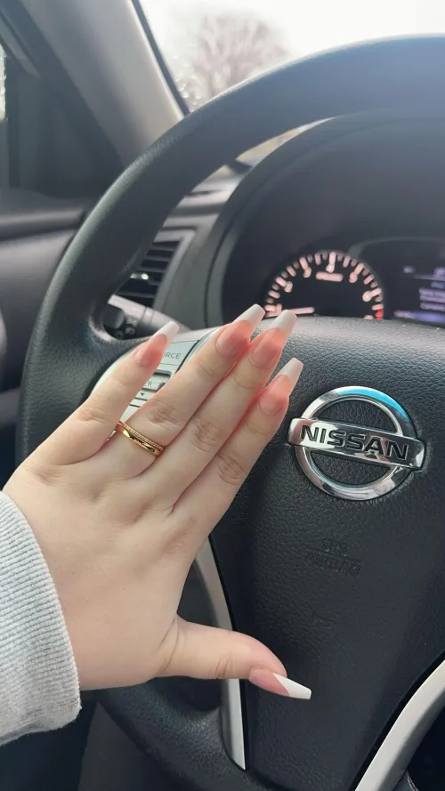 Thumbnail Picking Out Nails: Anonymousnmess's Choice in nailFetish