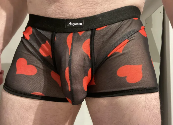 Thumbnail Straight and Happy on Valentines Day | Bulges