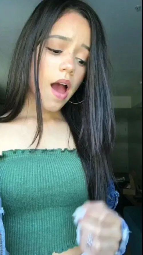 Thumbnail Exploring the Enigma of Jenna Ortega | Infinite-Bike8902