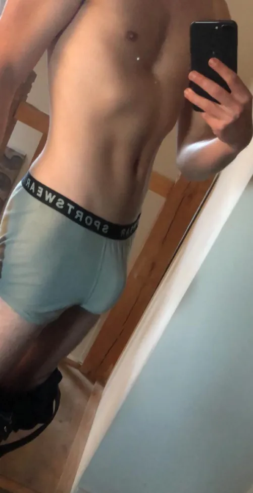 Thumbnail Exploring Life at 18 | Bulges