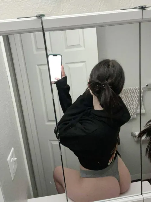 Thumbnail Unveiling Sensual Secrets with BubbleButts Enthusiast suprisinglyfreaky