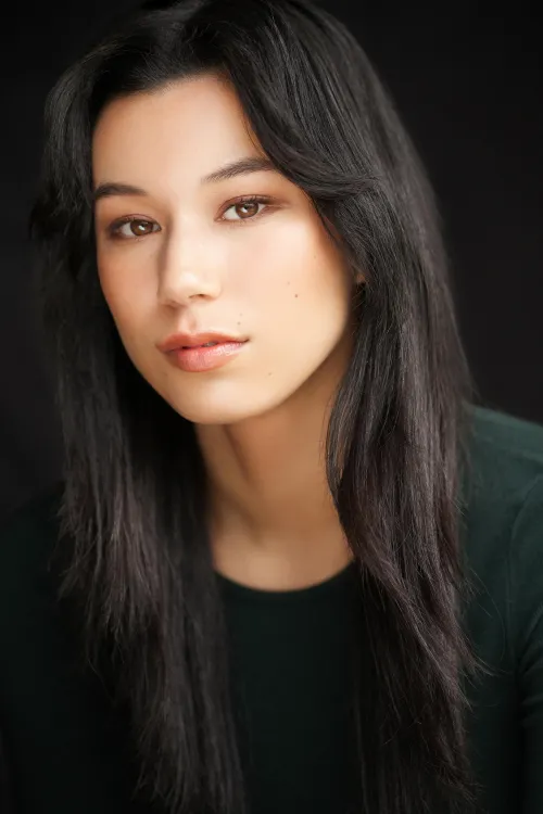 Thumbnail Meet Mya Lowe: A Glimpse into Beauty