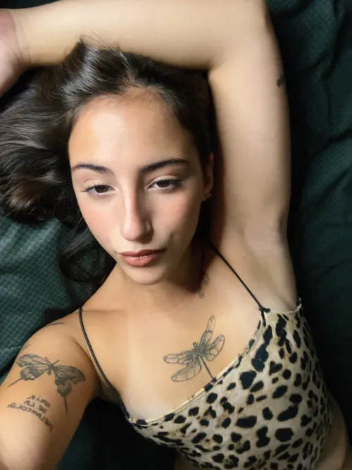 Thumbnail Dominaisback's Sensual Mmm - A Tempting Invitation | Armpit Fetish