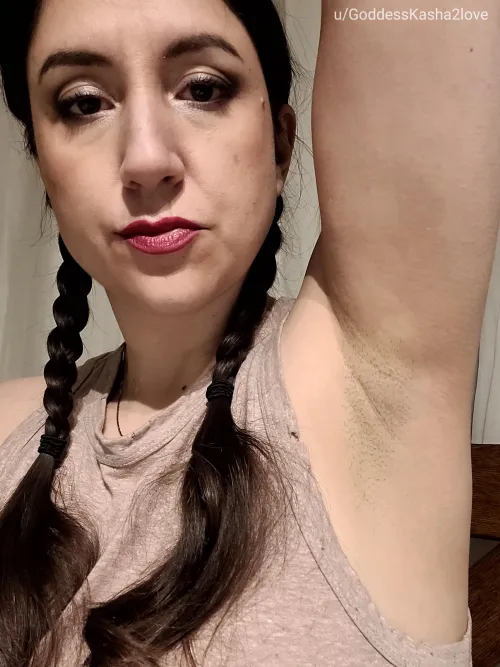 Thumbnail GoddessKasha2love Unleashes 'Stubble' - Embrace the World of Armpit Fetish