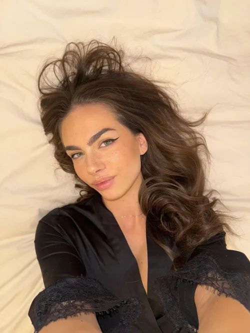 Thumbnail Amberhazeee - Embrace the Classy Side for Dating Adventures