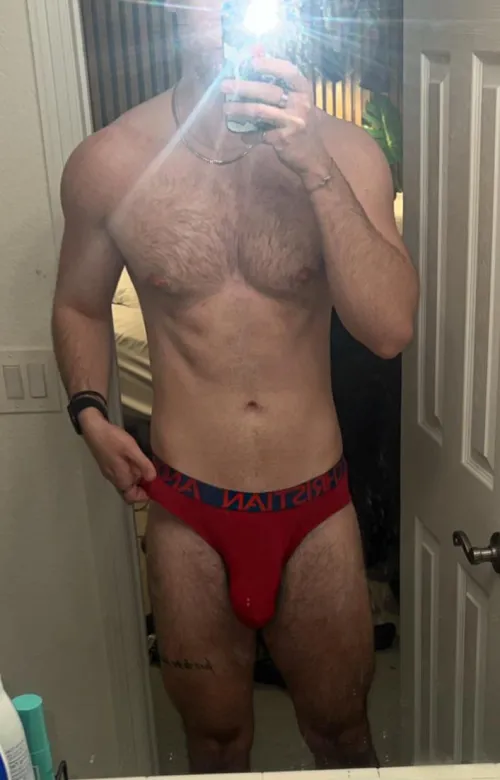 Thumbnail Gay and Happy on Valentines | Bulges