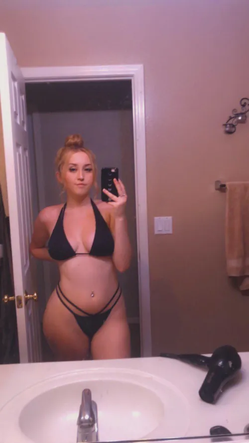 Thumbnail Bikini Display: Hope You Like My Style by Putrid_Way