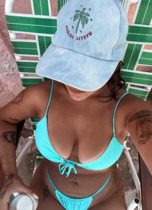 Thumbnail Happy Valentine's: Cleavage Delight from flora_OFxo