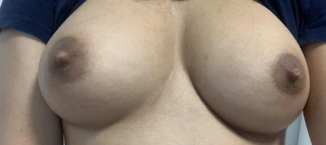 Thumbnail Plus-Account2972 Ditches the Shirt: Ready for Ratings