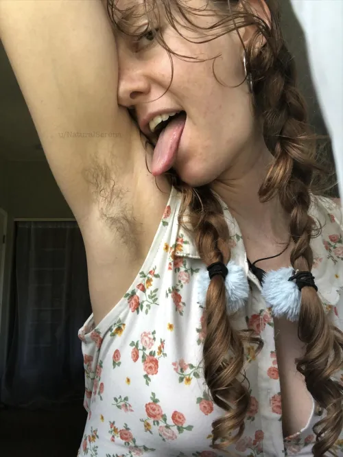 Thumbnail Sweaty Sensation: Unveiling Nature with NaturalSerena | HairyArmpits