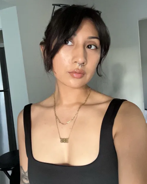 Thumbnail Morning Vibes with llilagreyzone | InstagramHotties