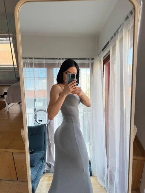 Thumbnail SweetieGoddessMuse's Take: The Allure of Being 'Too Sexy' in Tight Dresses