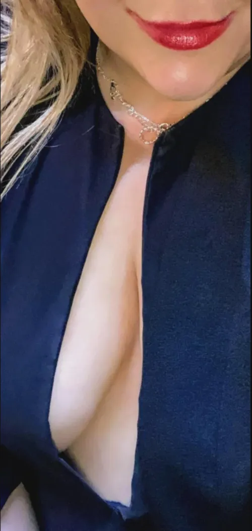 Thumbnail Intimate Confessions: The Secret Life of a slutwife by new_cpl76