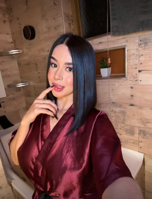 Thumbnail Short Hair Confessions: Revel in a Raven-Haired Beauty's Story