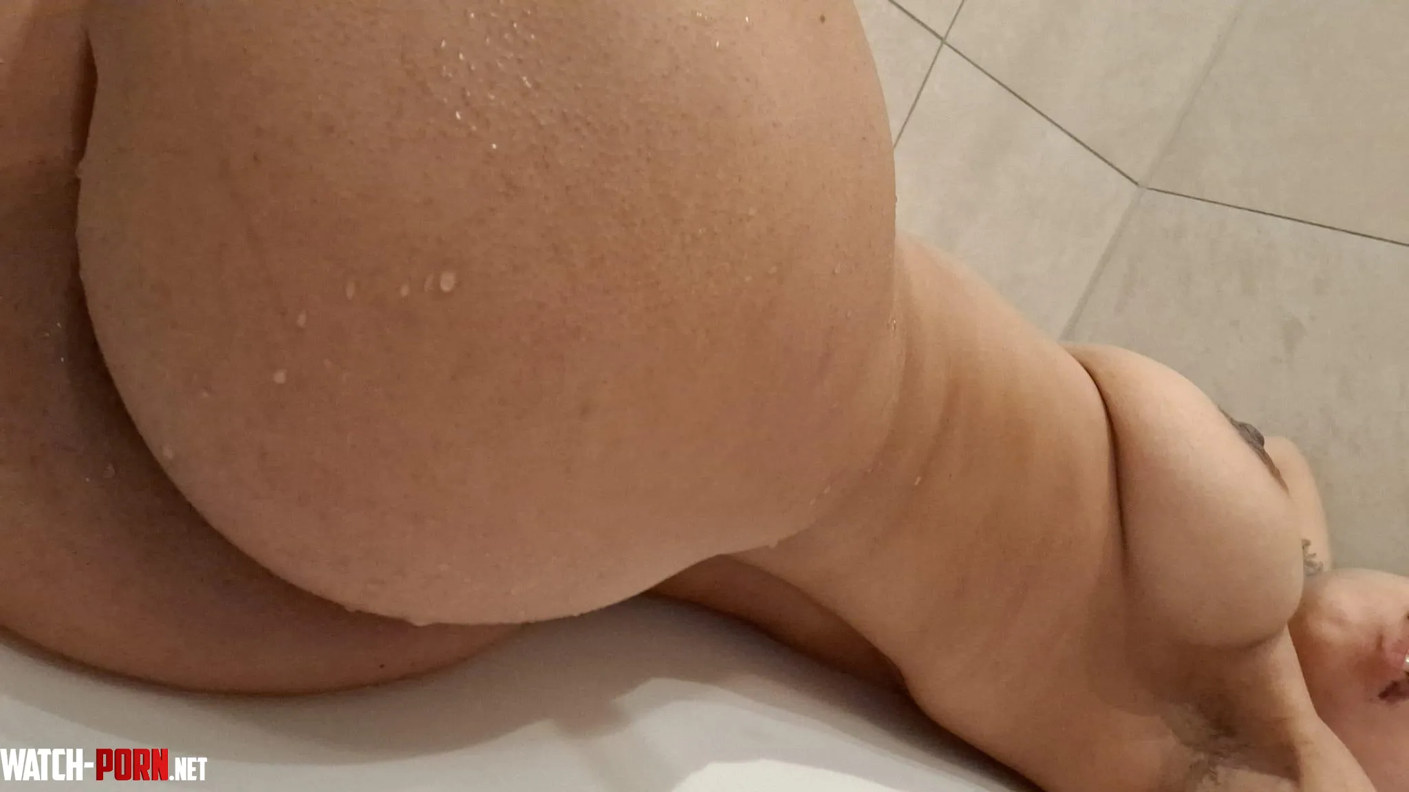 showerpic by Blackchick_whitedick