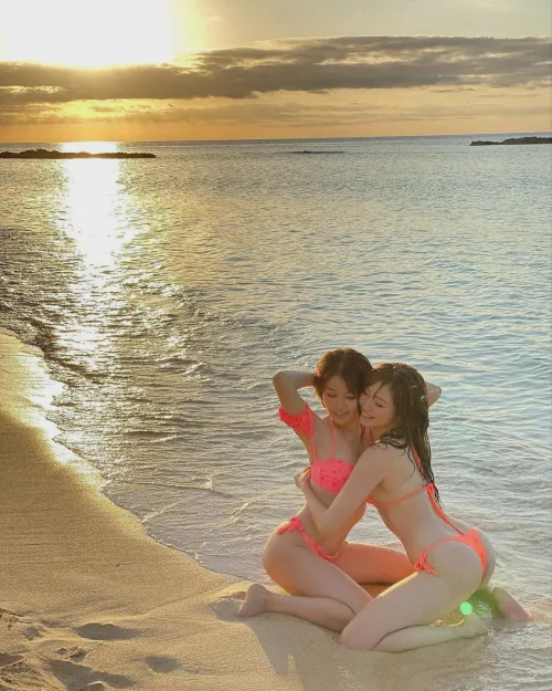 Thumbnail Watanabe Sisters Gravure: Exquisite Beauty Captured | Quirky_Fun440