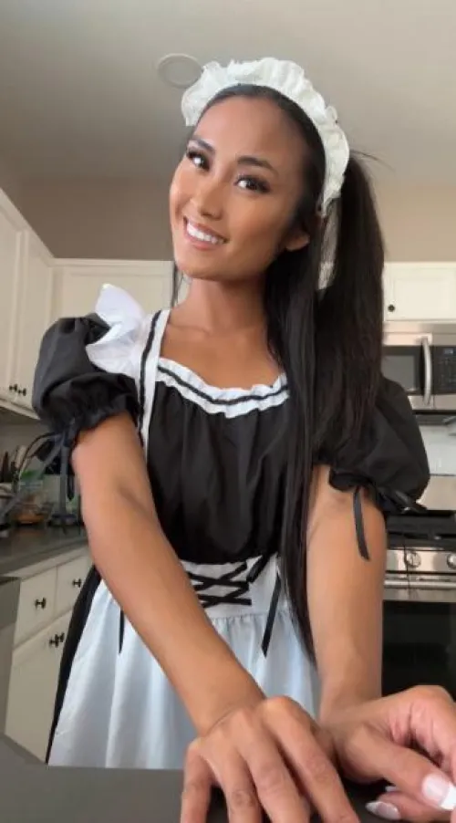 Thumbnail Your Weekend Maid - sunshinemaidxo's Frenchmaid Duties