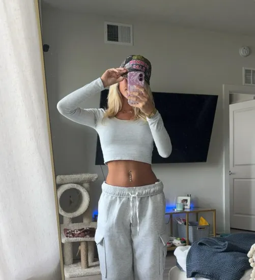 Thumbnail My Crop Tops Are All Ready for the Summer: A Croptopgirls Update by prttykam_xoxo