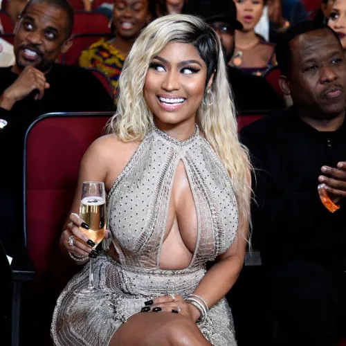 Thumbnail Nicki's Breath of Fresh Air: HipHop Exposé with Ginsla