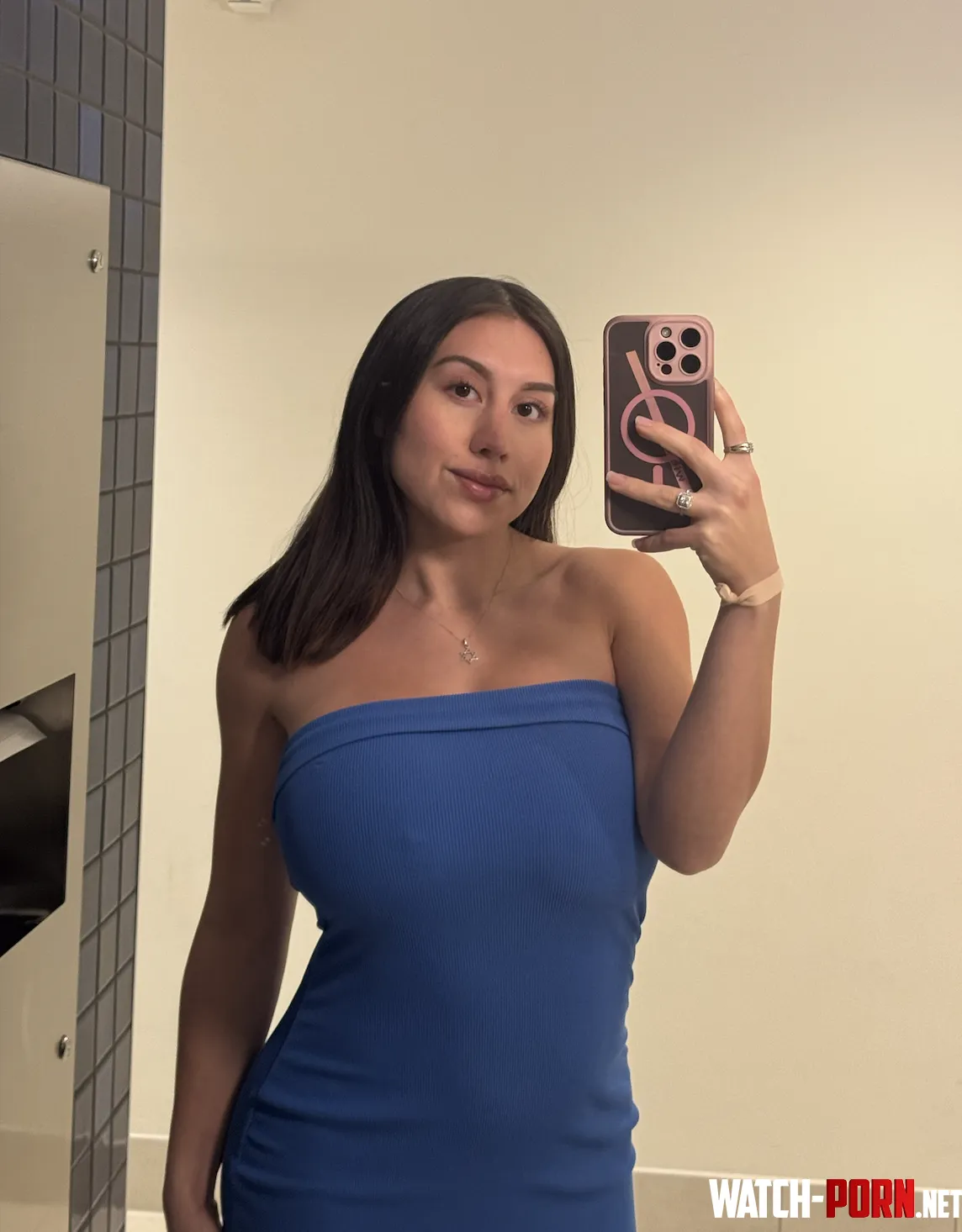 Do curvy brunette girls flood your feed by tessa-romina